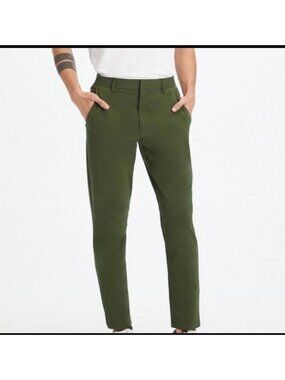 Fabletics The Only Pant Green Classic Fit Athletic Sporty Preppy Pants Size XL